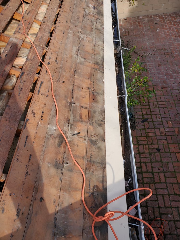 Slide of Zen Roofing