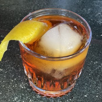 Darling Aviary - Old fashioned - Bars Near Me - Sacramento, California