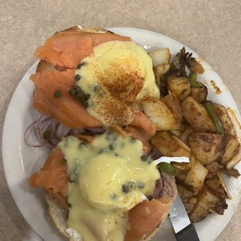 Bill's Cafe - Smoked Salmon Benedict - American Near Me - San Jose, California Bill's Cafe - Smoked Salmon Benedict - American Near Me - San Jose, California