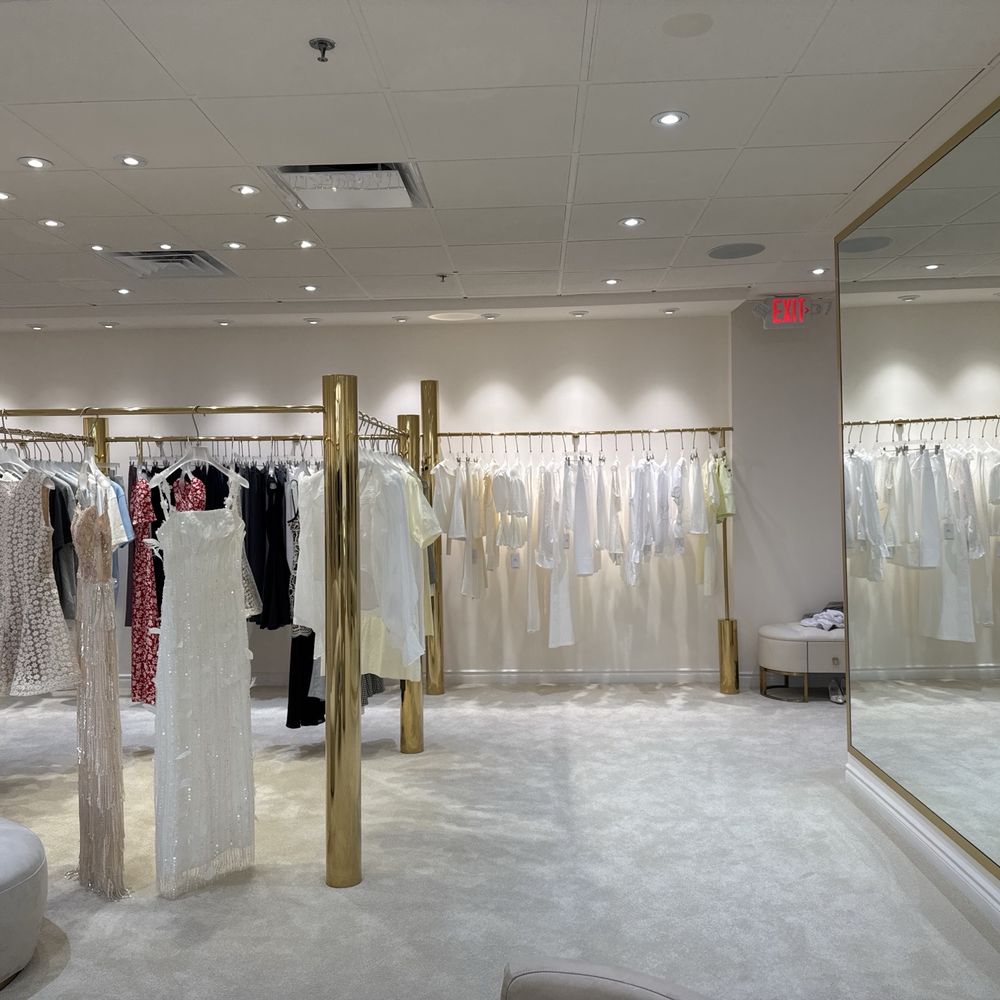 Han Exclusive - Upstairs retail space - Women's Clothing Near Me - San Gabriel, California Han Exclusive - Upstairs retail space - Women's Clothing Near Me - San Gabriel, California