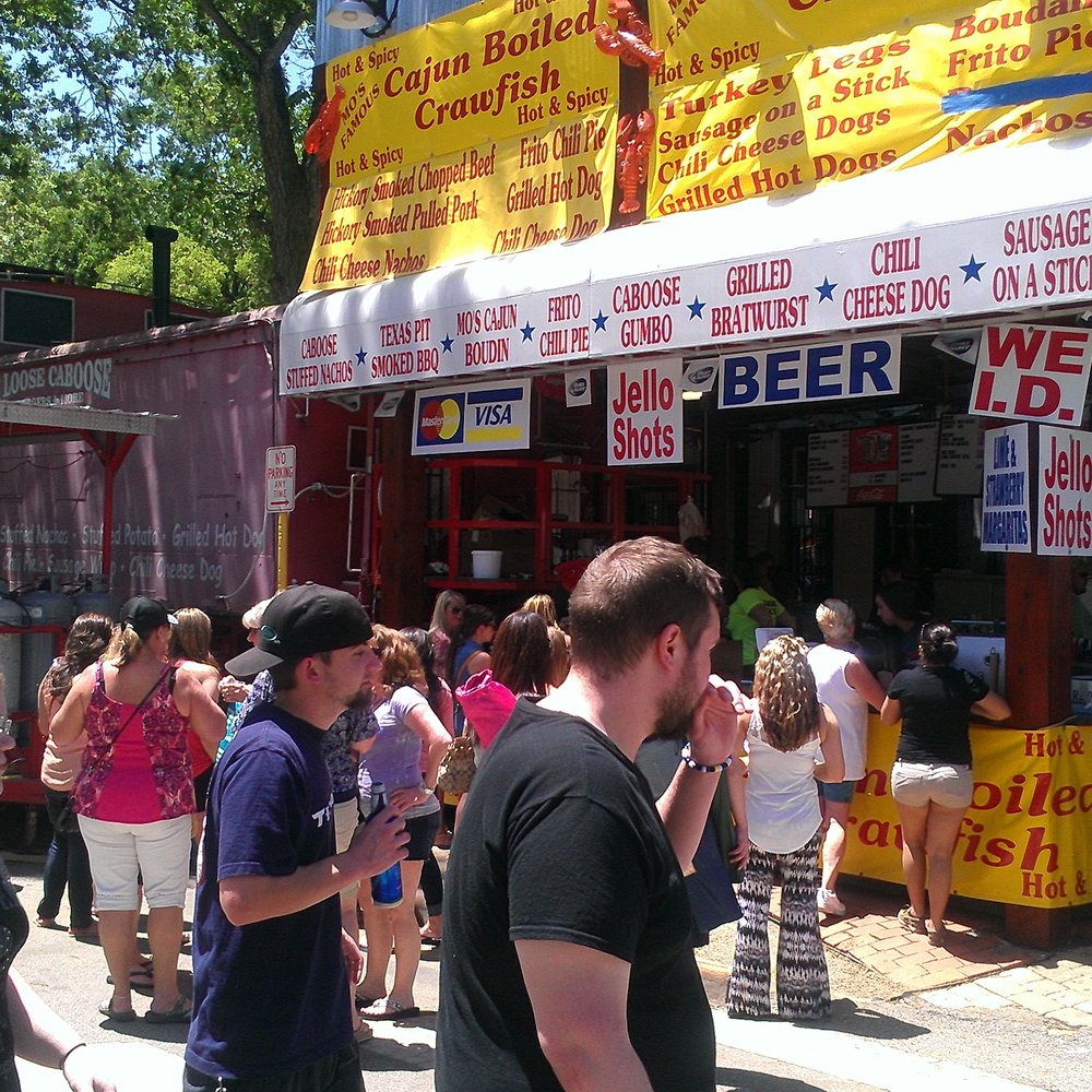 The Loose Caboose - Music, food, great service! - Barbeque Near Me - Spring, Texas
