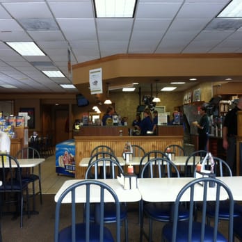 Skyline Chili - Sit down restaurant with table service. This was a little before regular lunchtime, so the staff is getting ready... - Hot Dogs Near Me - Lewis Center, Ohio Skyline Chili - Sit down restaurant with table service. This was a little before regular lunchtime, so the staff is getting ready... - Hot Dogs Near Me - Lewis Center, Ohio