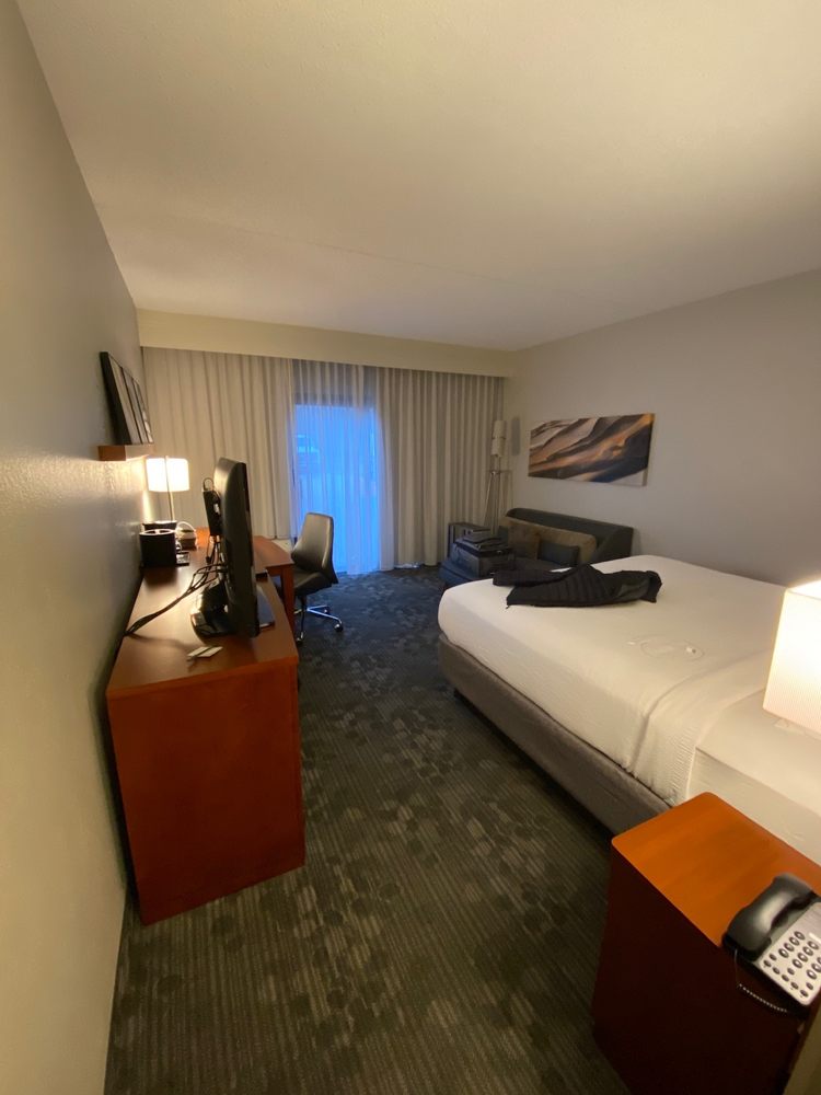 COURTYARD BY MARRIOTT INDIANAPOLIS CASTLETON 27 Photos & 24 Reviews