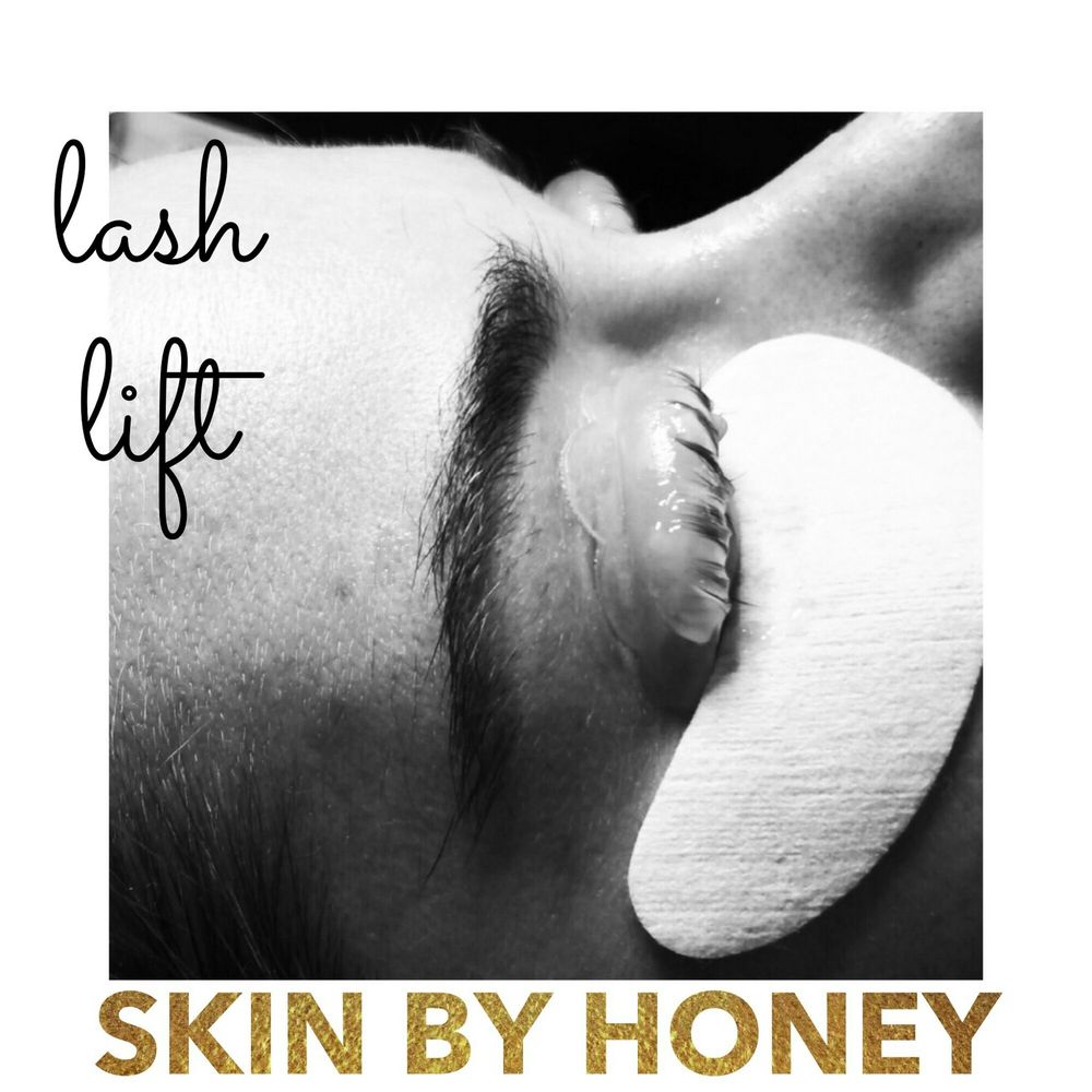 Skin By Honey Logo