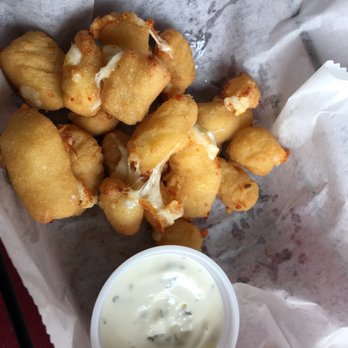 Red's Pub & Grill - Pubs Near Me - Algoma, Wisconsin