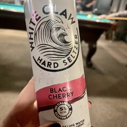 Silver Cue Billiards Bar & Grill