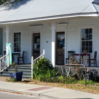 Mockingbird Cafe - Cafes Near Me - Bay Saint Louis, Mississippi