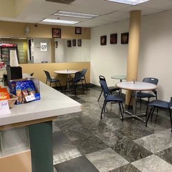 Kenny's Sweet Home Cafe - Inside seating area