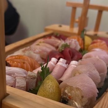 Sachi Sushi - Sachi Boat - Sushi Bars Near Me - West Hollywood, California Sachi Sushi - Sachi Boat - Sushi Bars Near Me - West Hollywood, California