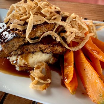 Craft Street Kitchen - Not Your Mama's Meatloaf - New American Near Me - Trinity, Florida