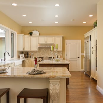 California Cabinets Distributor - Flooring Near Me - Henderson, Nevada