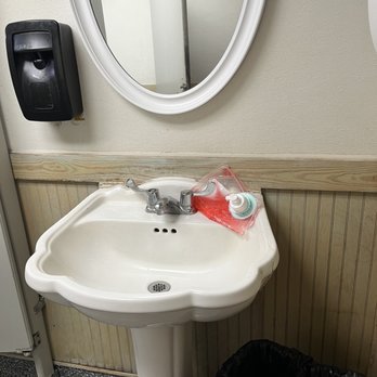 Petey's Summertime Seafood - Bathroom needs some work! 06/26/2023 - Seafood Near Me - Rye, New Hampshire Petey's Summertime Seafood - Bathroom needs some work! 06/26/2023 - Seafood Near Me - Rye, New Hampshire