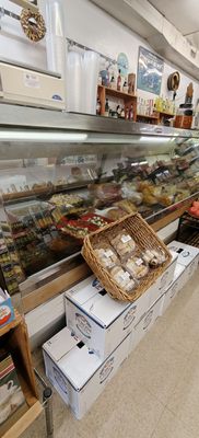 Mastellone Deli & Wine Shop