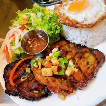 Lunch Lady - Pork chop rice - Vietnamese Near Me - Vancouver, British Columbia