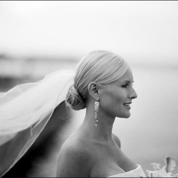 Bradley Hanson Photography - Bride on Lake Washington in Kirkland near Seattle - Event Photography Near Me Bradley Hanson Photography - Bride on Lake Washington in Kirkland near Seattle - Event Photography Near Me
