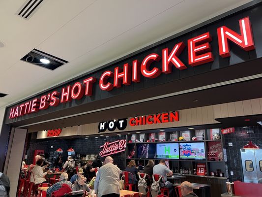 Hattie B’s Hot Chicken by null