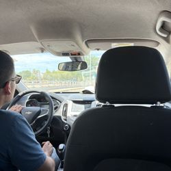 Airport Shuttle of Phoenix - Broken windshield