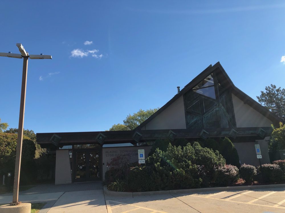 MAINE TOWNSHIP TOWN HALL Updated September 2024 1700 Ballard Rd