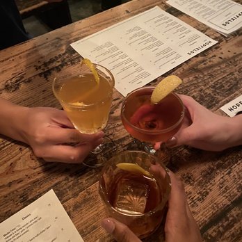 Hopfields - Pubs Near Me - Austin, Texas Hopfields - Pubs Near Me - Austin, Texas