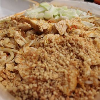 Thai Spices Restaurant - Chicken pad thai - Thai Near Me - Lodi, California Thai Spices Restaurant - Chicken pad thai - Thai Near Me - Lodi, California
