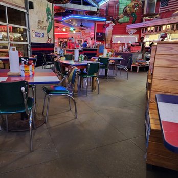 Willie's Grill & Icehouse - Inside - American Near Me - Sugar Land, Texas Willie's Grill & Icehouse - Inside - American Near Me - Sugar Land, Texas