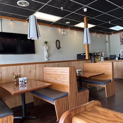 Tim's Pizza & Subs