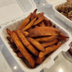 Koala Bakery & Cafe - Taiwanese Style Sweet Potato Fries || IG: @misspiggyeats