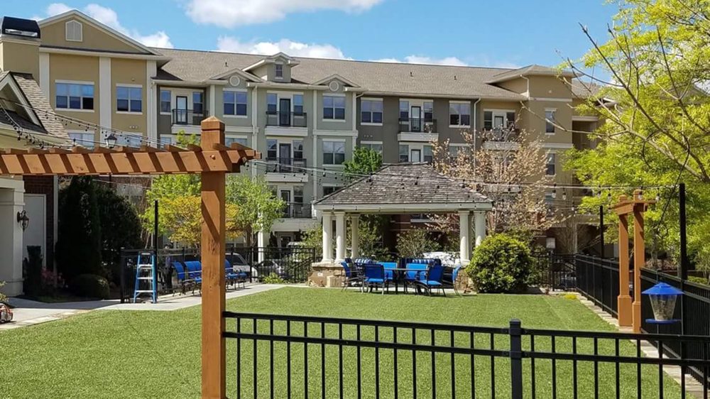 Slide of B&W Roofing & Gutters