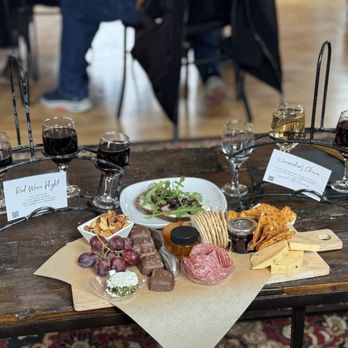 Cave Ridge Vineyard - Red wine flight and winemaker choice flight. Charcuterie board - Wineries Near Me - Mount Jackson, Virginia