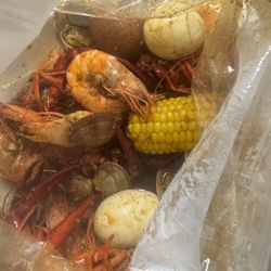 Utica Crab & Boil