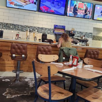 Smoky Yolk Cafe - Breakfast & Brunch Near Me - Charleston, South Carolina Smoky Yolk Cafe - Breakfast & Brunch Near Me - Charleston, South Carolina