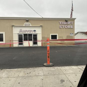 Amvets - New pavement - Thrift Stores Near Me - Long Beach, California