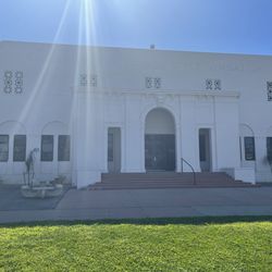 Redlands High School - High school