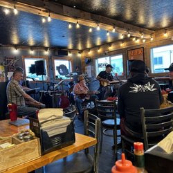 Pine Tree Bar & Grill - Open mic Wednesday night