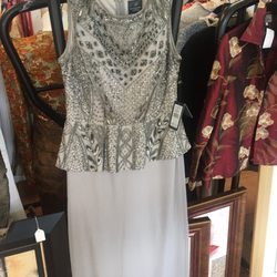 Gutsy Boutique - GUTSY GOWNS for formal, cocktail, special occasion clothing, handbags, jewelry, shoes.