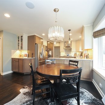 Jenni Gordon - urban/suburban - Gorgeous Kitchen in Arlington Heights - Real Estate Agents Near Me - Glencoe, Illinois Jenni Gordon - urban/suburban - Gorgeous Kitchen in Arlington Heights - Real Estate Agents Near Me - Glencoe, Illinois