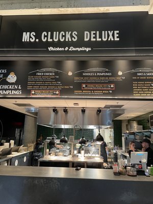 Ms. Clucks Deluxe Chicken & Dumplings by null