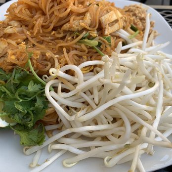 Charm Thai Kitchen - Pad Thai - really excellent - Thai Near Me - Phoenix, Oregon