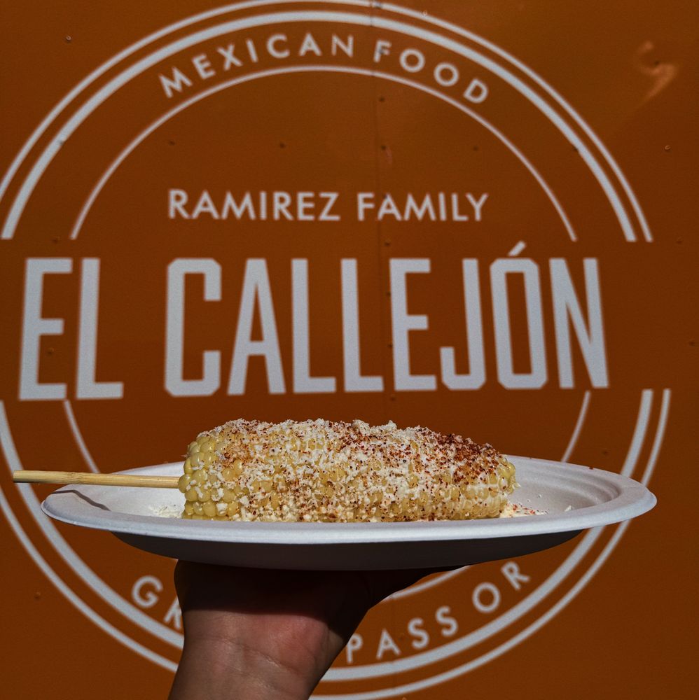 El Callejón Logo