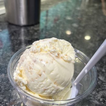 Trailside Treats Creamery - Homemade Peach Pie hard ice cream (small size - 2 scoops) - Ice Cream & Frozen Yogurt Near Me - Goshen, New York Trailside Treats Creamery - Homemade Peach Pie hard ice cream (small size - 2 scoops) - Ice Cream & Frozen Yogurt Near Me - Goshen, New York