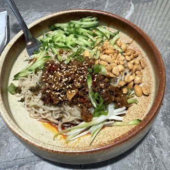 Yum Long - Dan Dan Noodles W/ Minced Pork - Chinese Near Me - Monterey Park, California Yum Long - Dan Dan Noodles W/ Minced Pork - Chinese Near Me - Monterey Park, California