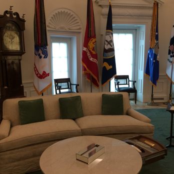 LBJ Presidential Library - Libraries Near Me - Austin, Texas