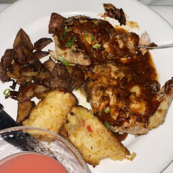 Marina Cafe - Barbeque chicken - Seafood Near Me - Destin, Florida