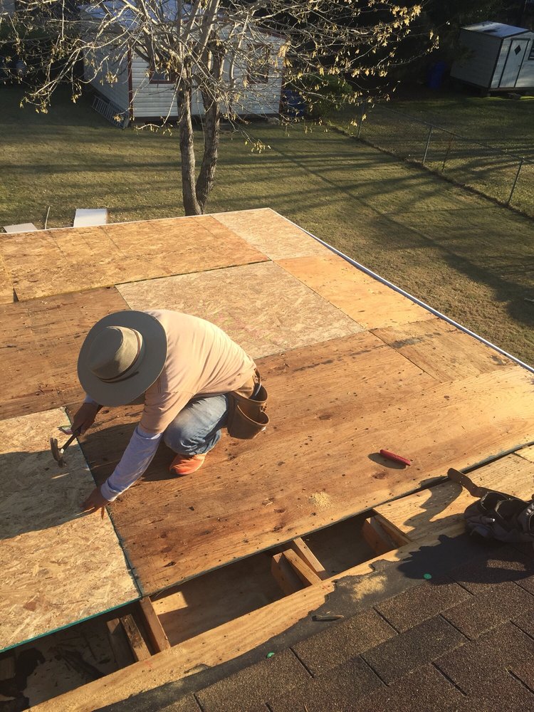 Slide of United Roofing