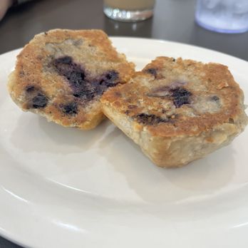 Eggs Up Grill - Blueberry Muffin - Breakfast & Brunch Near Me - Conroe, Texas