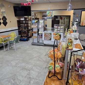 Diamond Boba - Store view on the inside - Coffee & Tea Near Me - Deltona, Florida Diamond Boba - Store view on the inside - Coffee & Tea Near Me - Deltona, Florida