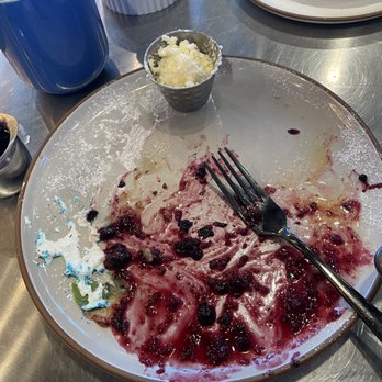 Ruby Red's BBQ - The Berry French Toast was so good, there's nothing left - Barbeque Near Me - La Habra, California