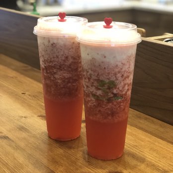 Momen Tea - Cheese strawberry green tea - Poke Near Me - New York, New York Momen Tea - Cheese strawberry green tea - Poke Near Me - New York, New York