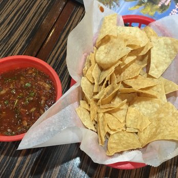 Mariscos El Costeño - a basket of chips and a bowl of salsa - Mexican Near Me - South Gate, California Mariscos El Costeño - a basket of chips and a bowl of salsa - Mexican Near Me - South Gate, California