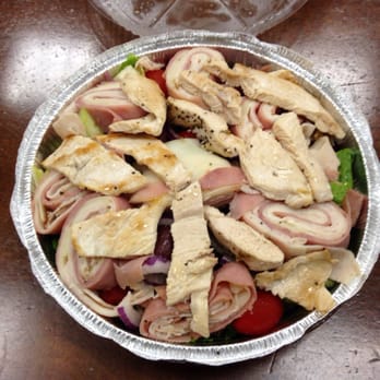 Wize Guys Pizzeria & Restaurant - Garden salad with grilled chicken - Pizza Near Me - Hackensack, New Jersey Wize Guys Pizzeria & Restaurant - Garden salad with grilled chicken - Pizza Near Me - Hackensack, New Jersey